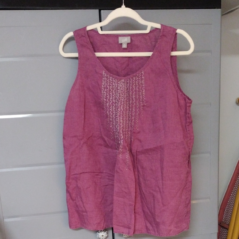 Medium J. Jill Top